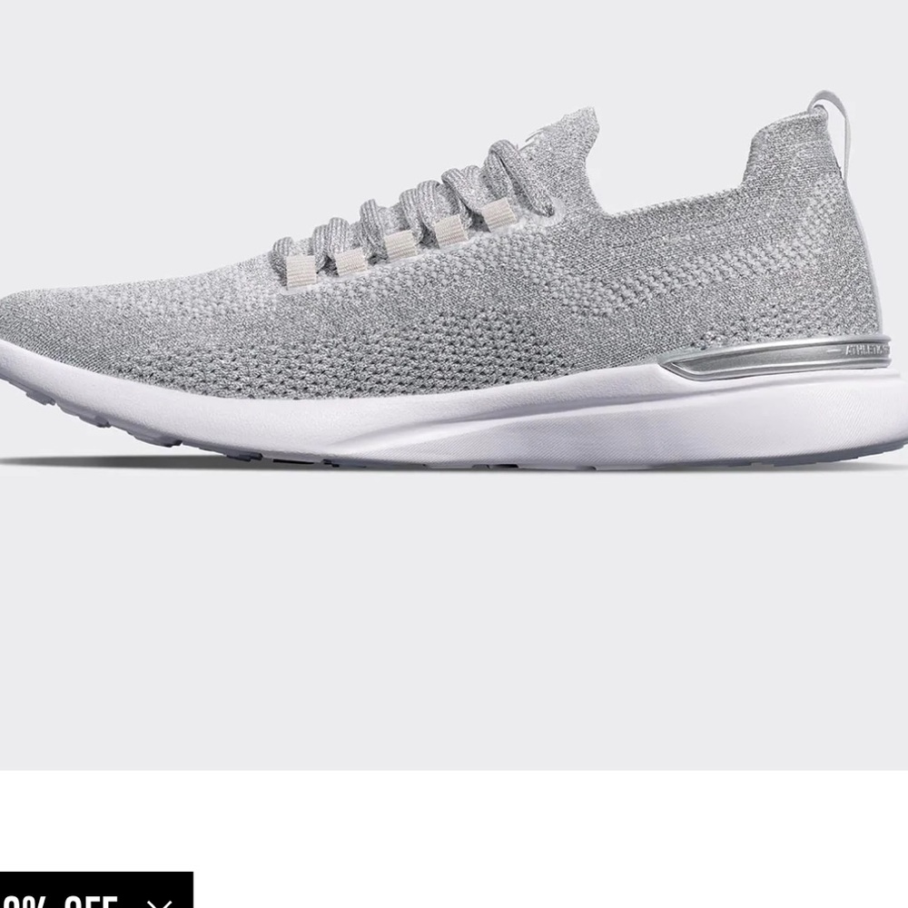 New in box APL men’s techloom breeze sneakers size 13